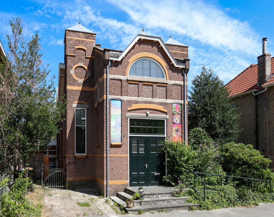 Een blik op de hemel in de Doopsgezinde kerk